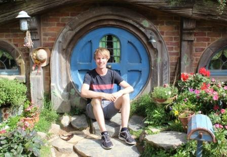 Hobbiton Backpacking Julian Trometer