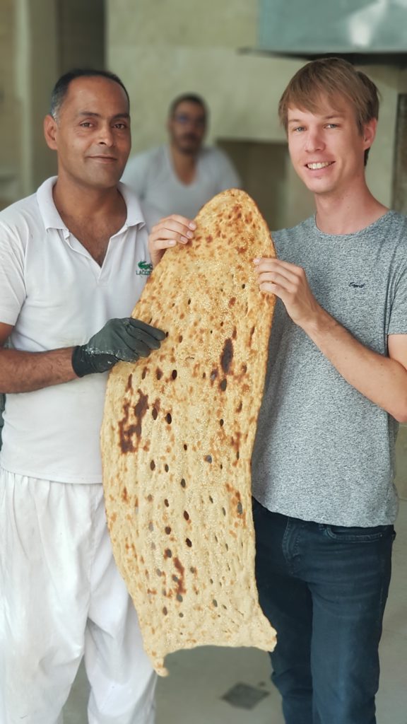 Nan-e persisches Fladenbrot