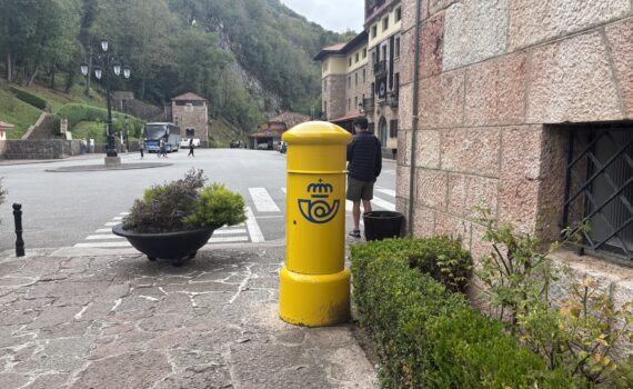 Briekasten Post Spanien
